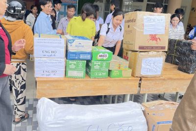 Nghĩa cử “Lá lành đùm lá rách”: Trường THPT Trường Chinh (Đắk Lắk) tiếp sức vùng lũ Tuy An Tây